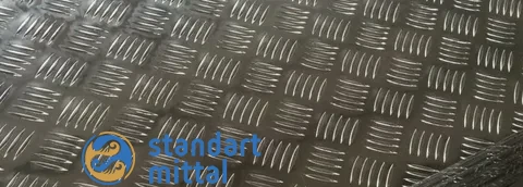 Лист рифлёный нержавеющий ромбический 1,5х1250х3500 мм 03Х17Н14М3 в Астане и по всему Казахстану в Астане и по всему Казахстану